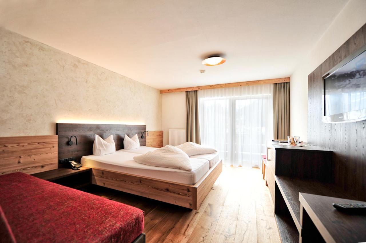 Hotel Garni Lamm เนาดาส ภายนอก รูปภาพ