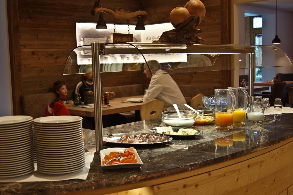 Hotel Garni Lamm เนาดาส ภายนอก รูปภาพ