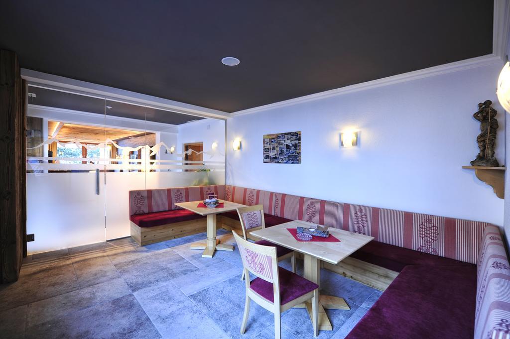 Hotel Garni Lamm เนาดาส ภายนอก รูปภาพ