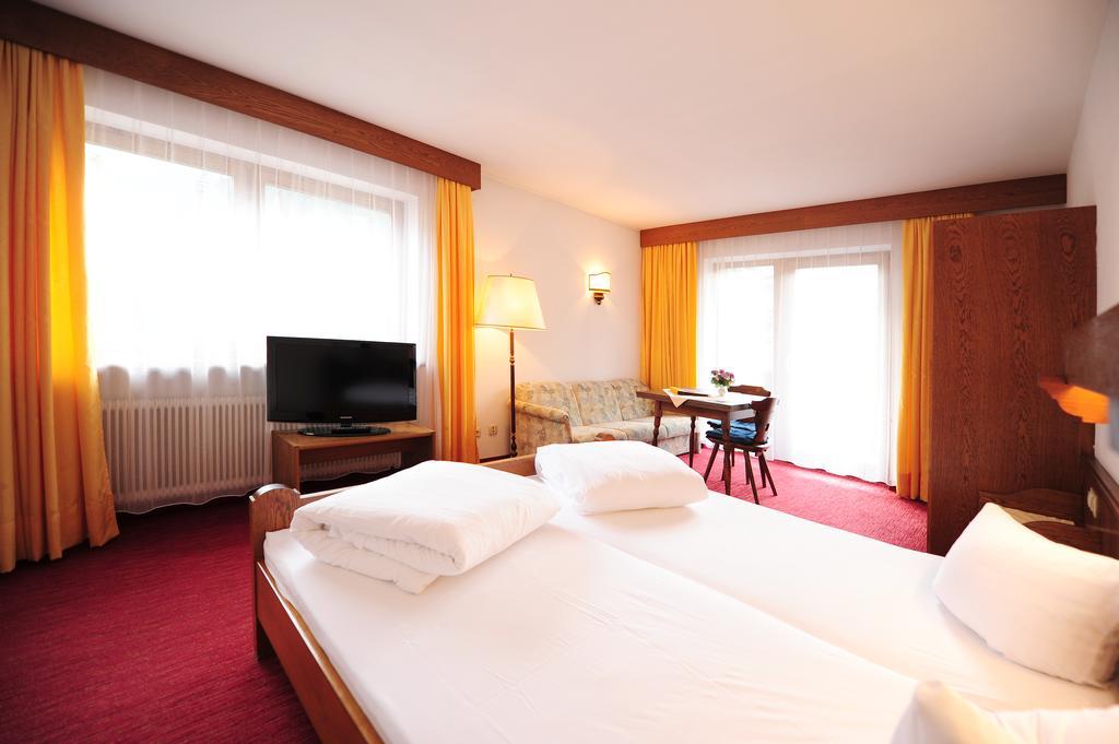 Hotel Garni Lamm เนาดาส ห้อง รูปภาพ
